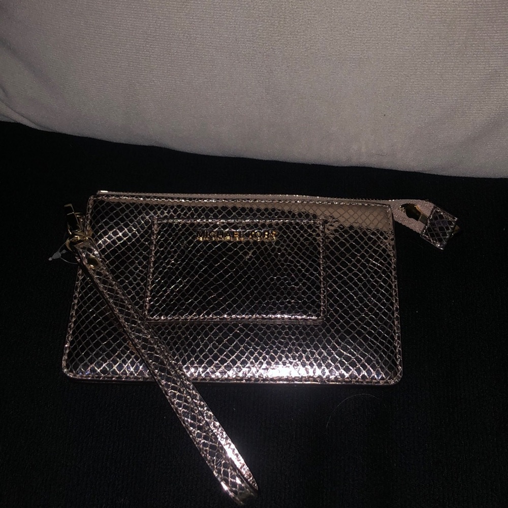 Michael Kors wristlet